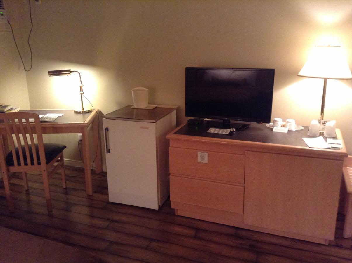 Sélectôtel Amqui Pastali Habitación foto